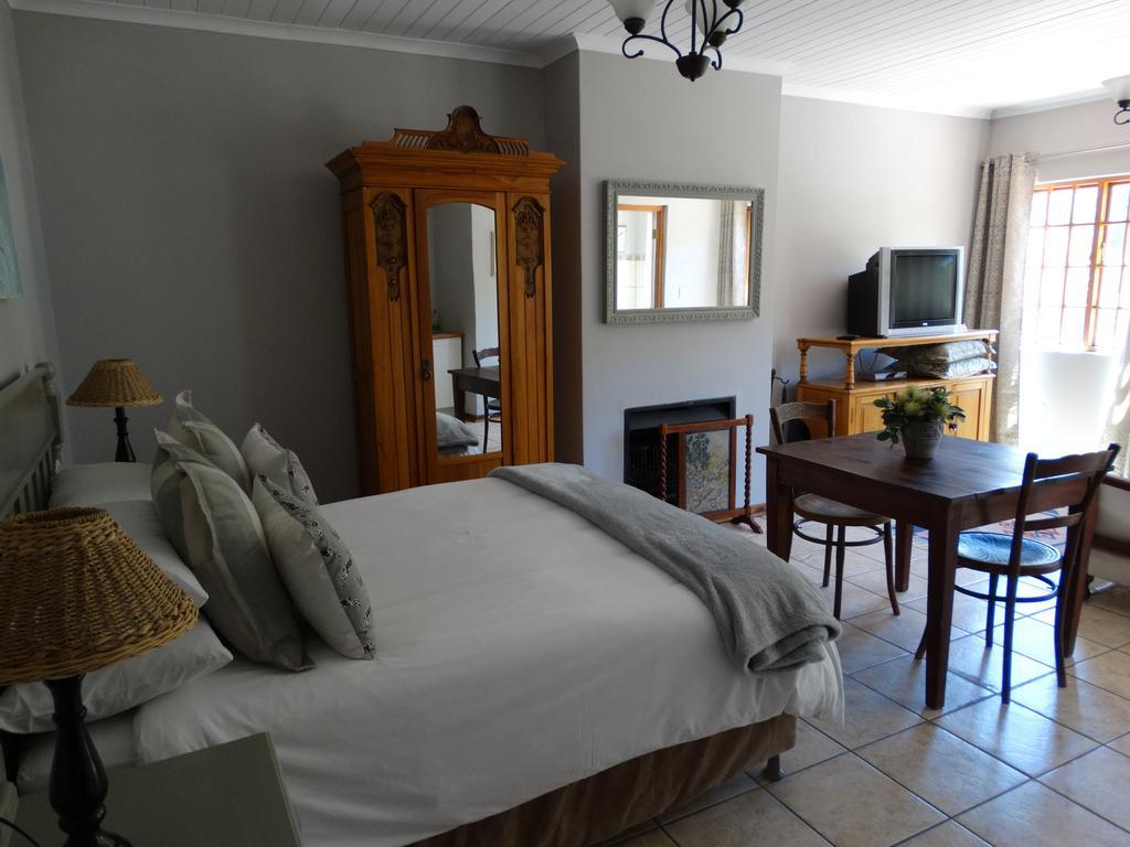 By The Way Guesthouse Clarens Værelse billede
