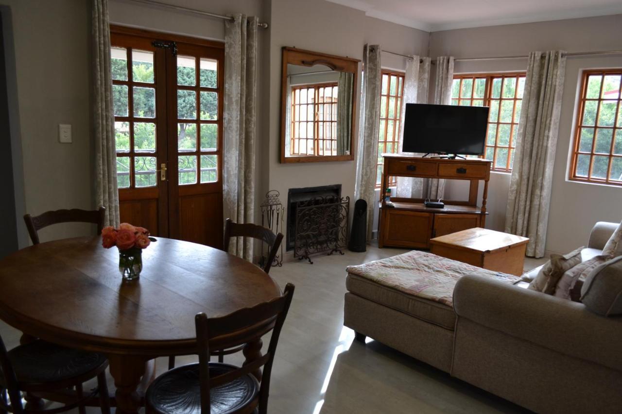 By The Way Guesthouse Clarens Eksteriør billede